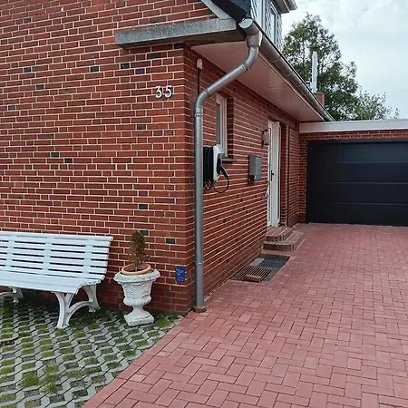 Nordsee-ferienwohnung Am Wind Apartment *